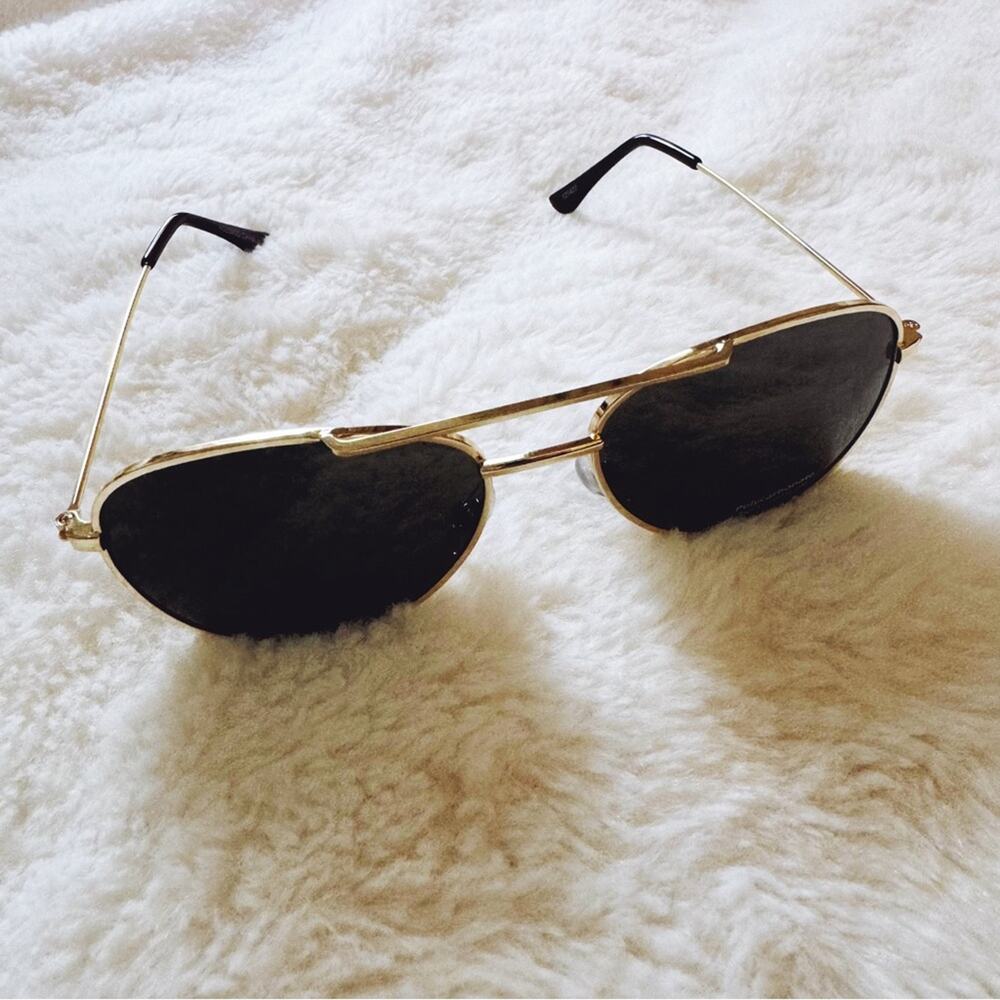 Tiana Gold Minimalist Aviator Sunglasses - Picture 4 of 11